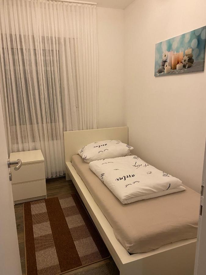 Ferienwohnung Julia フロートー エクステリア 写真